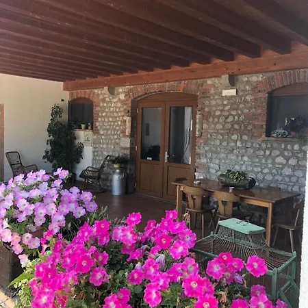Antica Corte Contadina Bed & Breakfast